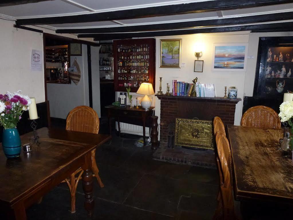 Cornish Arms Inn Port Isaac 2 Miles Pendoggett Exterior foto